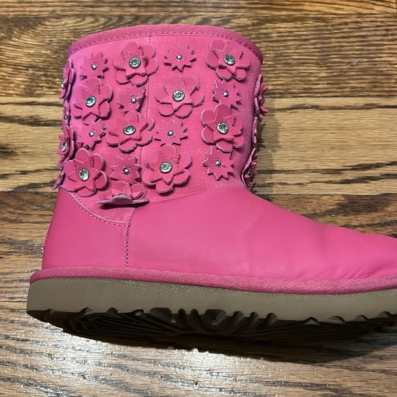 UGG Australia Classic Short II Pink Petal Pull-On Suede Leather Boots Size 3 - Picture 3 of 10